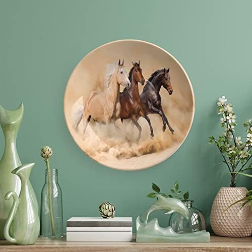 Декоративна Чиния XISUNYA 7 Инча, е Кръгла Порцелан с Коне, Керамични Стенни Чиния с три Коня, Лъкатушещи из